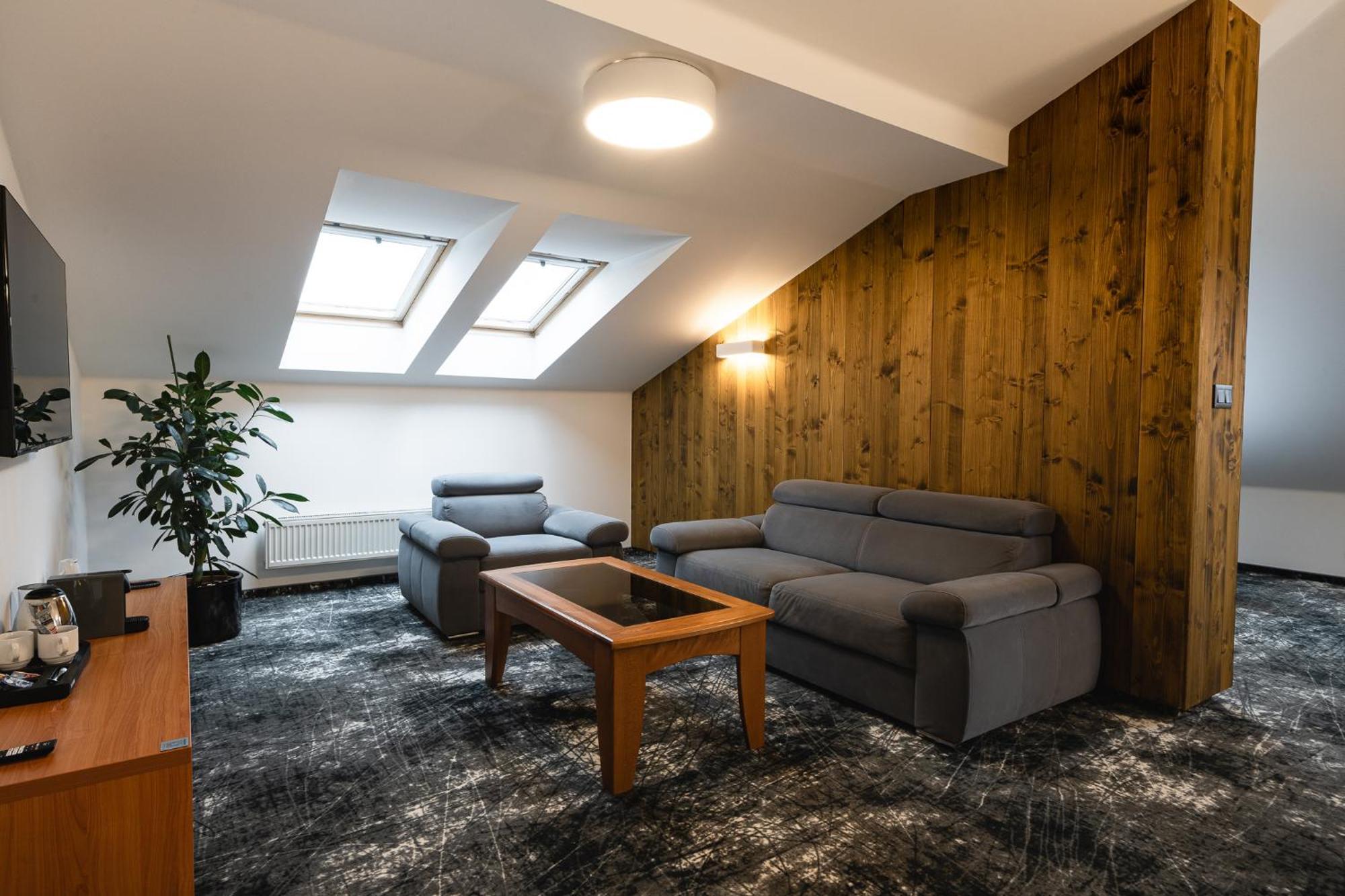 Hotel Horal Rožnov pod Radhoštěm 部屋 写真